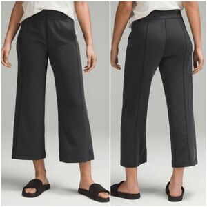 lululemon athletica Black Wide-Leg Cropped Pants